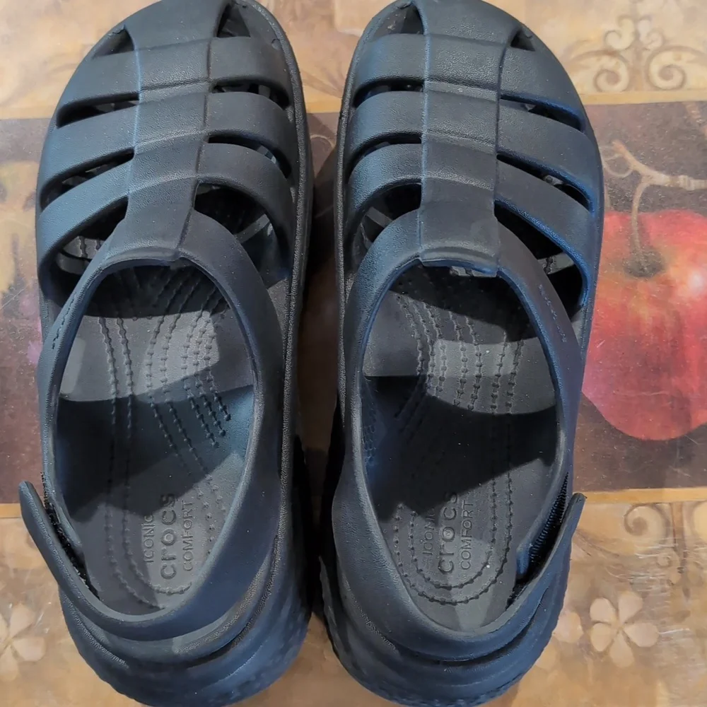 CROCS Black Platform Sandals - Picture 3 of 5